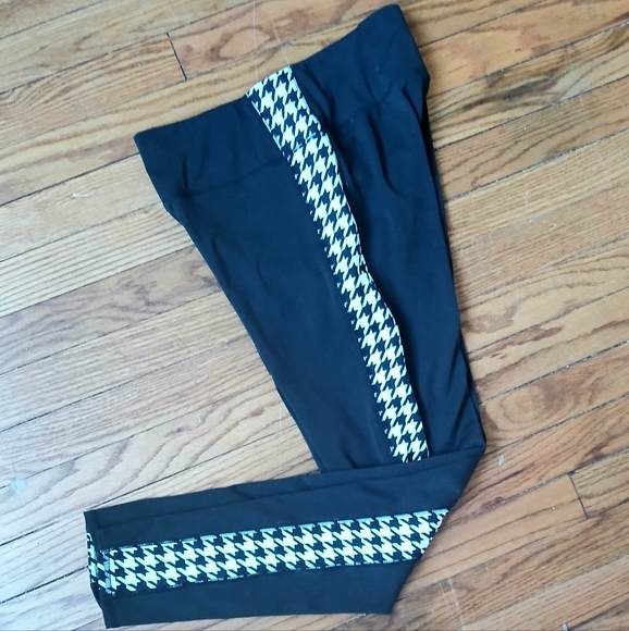 ❤️New York &Company leggings❤️ - Picture 2 of 6